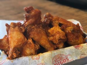 Pizza Tugos Wings Basket